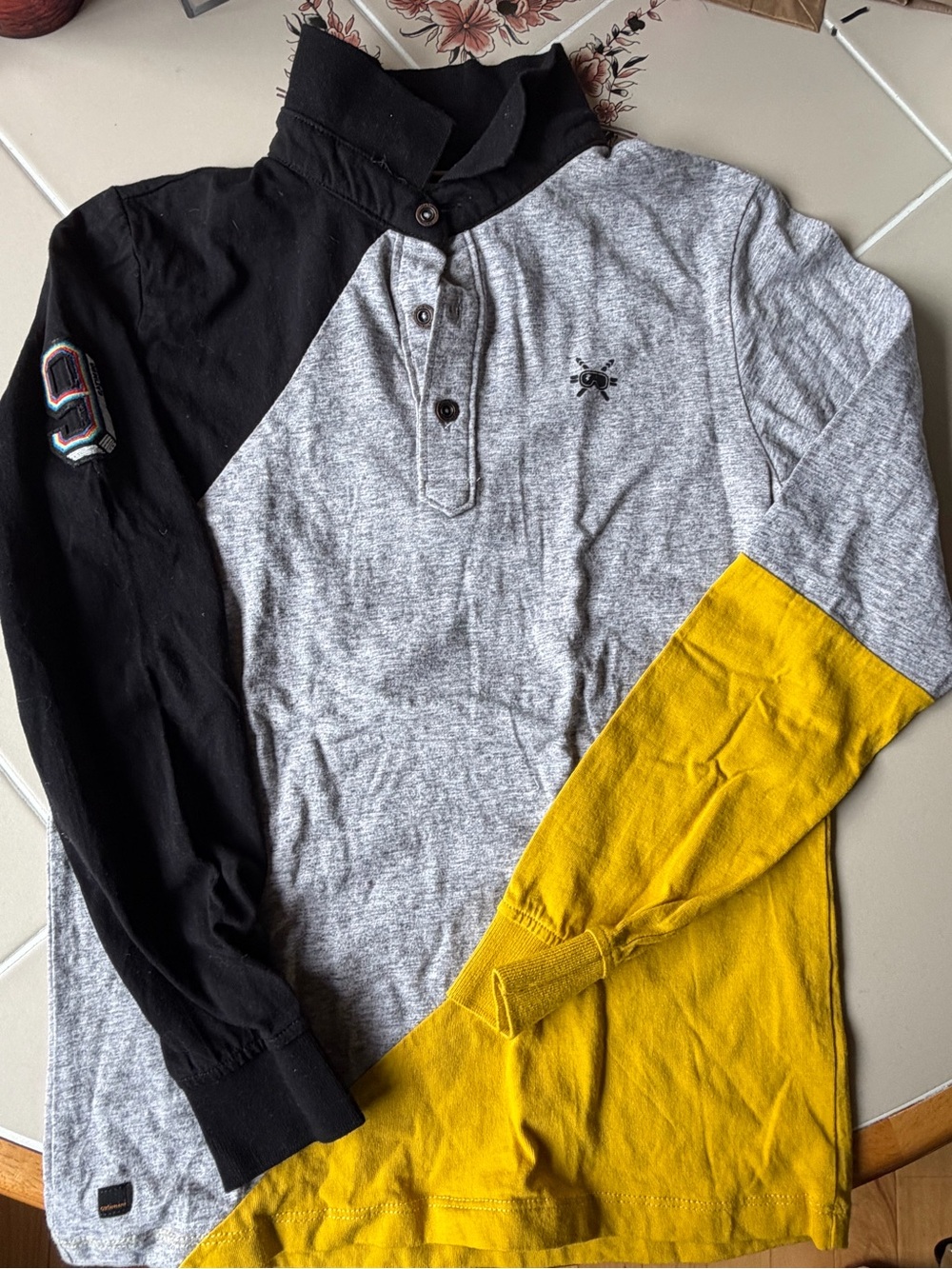 Catimini Black, Gray & Yellow Colorblock Henley